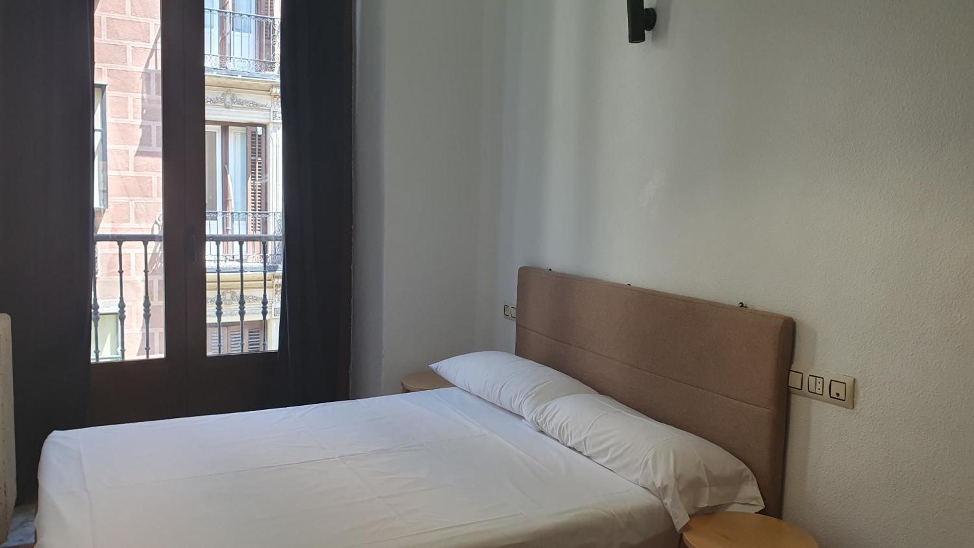 Hotel Fuencarral Kryse&Breogan Madrid Zimmer foto
